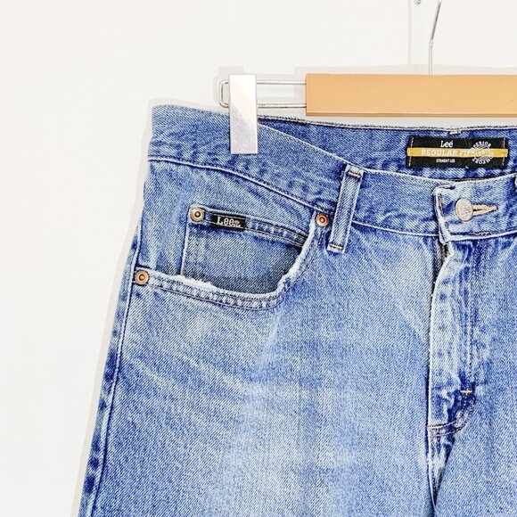 Vintage Faded Medium Blue LEE Jeans / Size 34 waist / size Medium - Picture 4 of 10